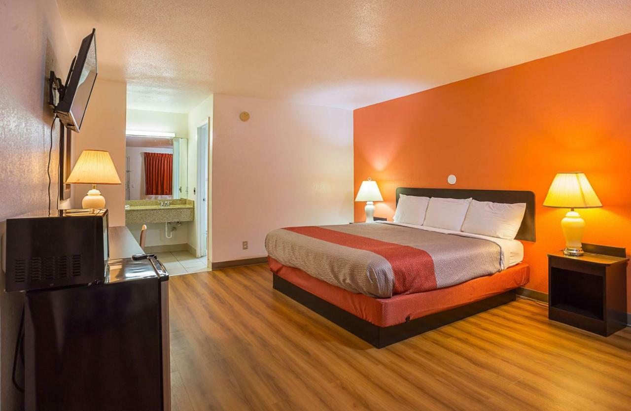 Motel 6-Brinkley, Ar Exteriör bild