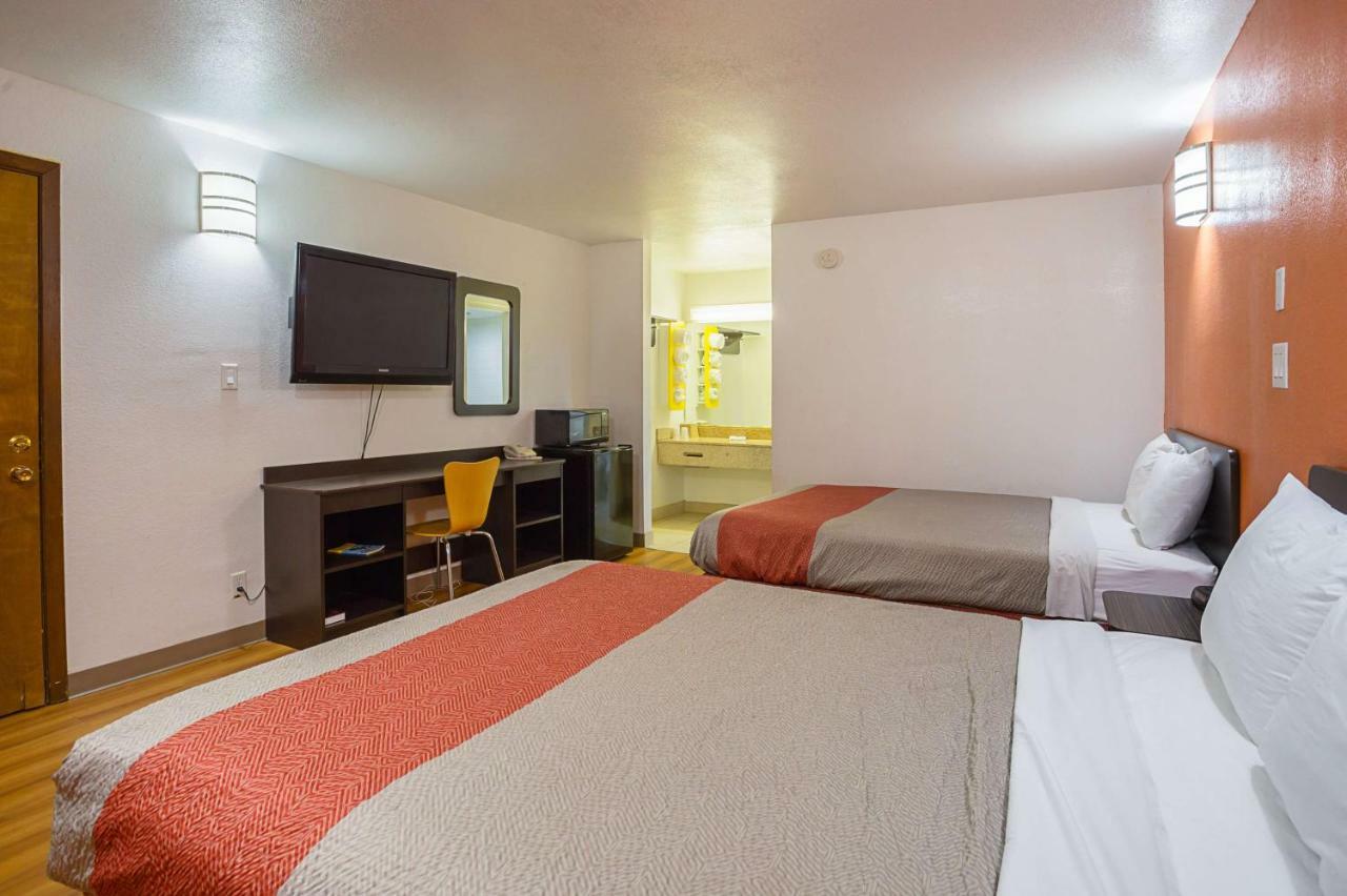 Motel 6-Brinkley, Ar Exteriör bild