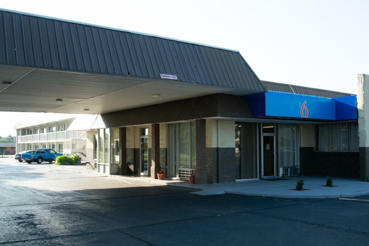 Motel 6-Brinkley, Ar Exteriör bild